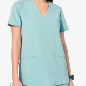 Women’s casma top & Livingston bottom sea glass set.